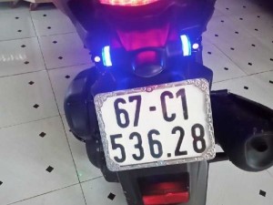 Xe nguyên zin chính chủ k sử dụng nhiều