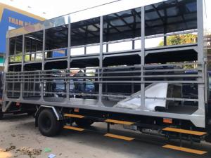 Xe tải chở xe máy Hino FC Euro4, thùng dài 9m, trả trước 200 triệu có xe giao ngay - Gọi 0913553798 (MrThi 24/24)