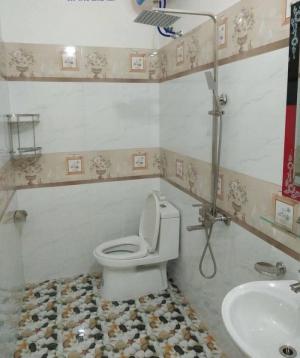 Chính chủ cần bán gấp nhà 4 tầng trong ngõ Thiên Lôi- chợ Đôn