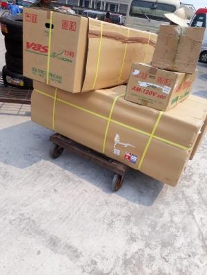 Máy hái chè đôi Nhật Bản Ochiai V8S chính hãng nhập khẩu động cơ 2 thì giá rẻ nhất tại Thái Nguyên