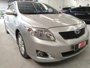 Bán xe Altis 2.0V sản xuất 2010 màu bạc, giảm ngay 20tr cho KH thiện chí mua