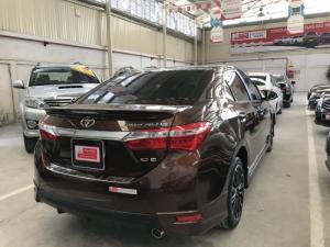 Bán xe Altis 2.0V sản xuất 2015 màu nâu, xe chạy 25.000 km, bảo hành chính hãng