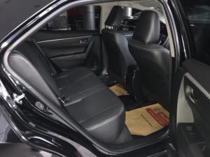 Bán xe Altis 2.0V Luxury sản xuất 2018 màu đen, siêu lướt 2.300 km, giảm ngay 30tr