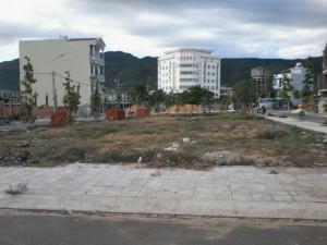 Cần bán nhanh cặp đường 10.5m khu đô thị 7B (Coco Center House)