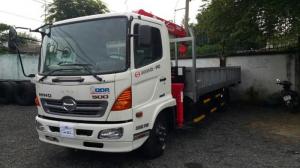 Mua trả góp xe tải Hino 6 tấn gắn cẩu gấp - Gọi 0913553798 (MrThi 24/24)