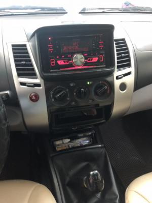 Bán Mitsubishi Pajero Sport MT 2016, màu đồng, đúng chất, bieenrTP, giá TL, hổ trợ góp