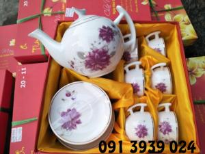 Bộ ấm chén trà hoa văn đẹp. in ấm chén trà số lượng từ 100 bộ