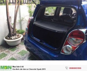 Gia đình cần bán xe Chevrolet Spark 2015