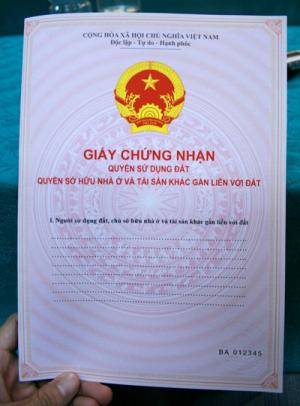 Bán nhà trong ngõ Thiên Lôi oto đỗ cửa