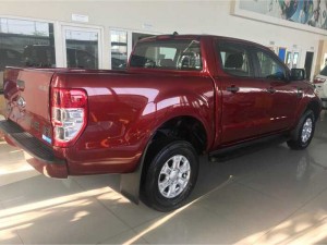 Ford Ranger XLS mới 100% nhập khẩu Thái Lan ,đủ màu ,giao xe ngay !