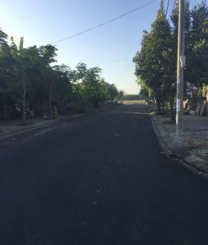 Bán rẻ lô góc 2 mặt tiền- Hướng Đông Nam