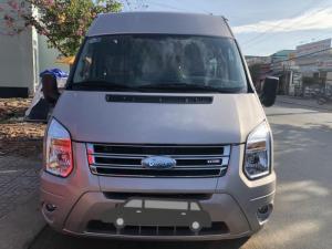 Ford Transit LUXURY 2017 GHI VÀNG xe chất-giá hợp lý.