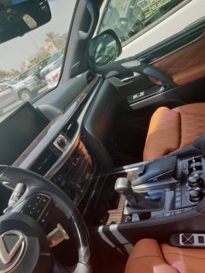 Bán xe Lexus LX 570 MBS Super Sports sản xuất 2018, màu đen, 4 ghế, nhập khẩu Trung Đông