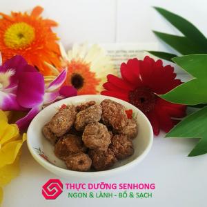 mơ muối khô lâu năm
