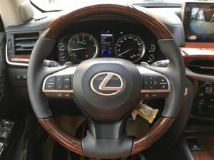 Bán xe Lexus LX 570S SuperSport năm sản xuất 2018, màu đen, nhập khẩu nguyên chiếc