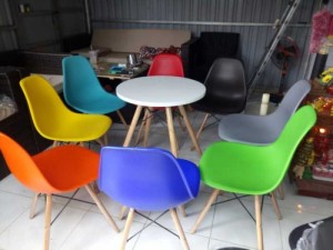 Nguyên bộ bàn ghế nhựa giá tốt cho quán cafe