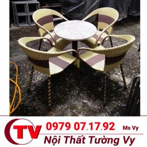 Bàn ghế nhựa giá rẻ dành cho quán cafe TV11