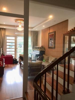 Mặt phố cực hiếm nhà bán Nguyễn Đổng Chi 90m2x5T, gara, vỉa hè, văn phòng, kinh doanh sầm uất