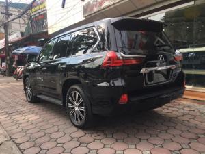 Bán ô tô Lexus LX 570 sản xuất năm 2018, màu đen, nhập khẩu Mỹ nguyên chiếc