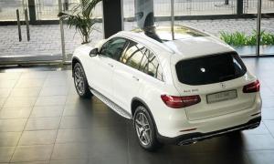Bán Mercedes-Benz GLC300 , xe giao ngay đủ màu .
