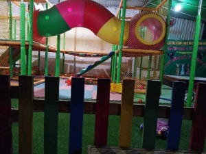 Cần thanh lý khu vui chơi trẻ em