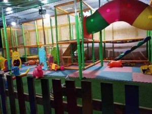 Cần thanh lý khu vui chơi trẻ em