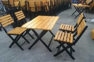 Các mẫu bàn ghế gỗ xếp cho quán nhậu