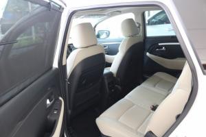 Kia Rondo 2018 – Hỗ trợ vay 80% - Xe tiện nghi dành cho gia đình