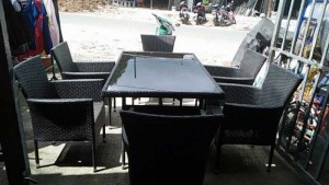 Bán bộ bàn ghế nhựa mây màu đen