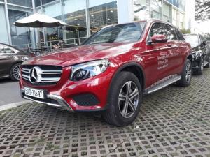 Bán Mercedes-Benz GLC250 4Matic 2018, cũ, màu đỏ..ƯU ĐÃI CỰC SỐC