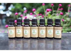 Dầu đặc trị thâm và rạn da gia truyền Hồng Natural
