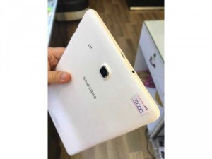Galaxy Tab E màu trắng. bảo hành công ty 3/2019