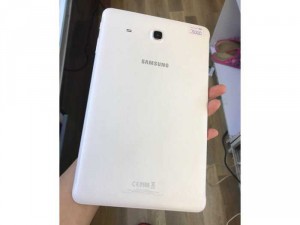 Galaxy Tab E màu trắng. bảo hành công ty 3/2019