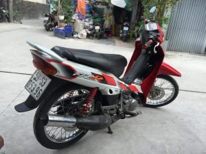 Yamaha yass 2000 đỏ trắng , xe chính chủ , bản số xe tp.hcm