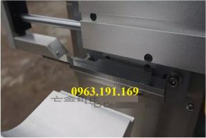 Máy hàn tuýp, máy dán đáy tuýp nhựa mỹ phẩm, dầu nhớt, tương ớt...