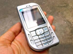 Nokia 6670 Zin chính hãng New, pin trâu siêu rẻ 350k.Có giao tới