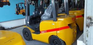Xe Nâng Dầu 1,5 Tấn