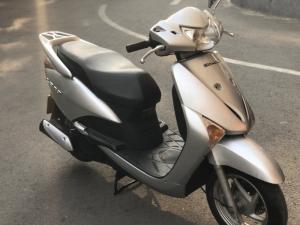 Honda Lead Fi nhập khẩu cuối 2010 nữ SD zin 100%