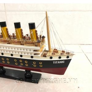 - Mô Hình Gỗ Du Thuyền Titanic 40cm (Sơn), Dài 41 x Rộng 8 x Cao 24(cm), Giá 580.000₫.
- Mô Hình Du Thuyền Gỗ RMS Titanic 60cm (Gỗ Sơn), Dài 60 cm x Rộng 11 cm x Cao 30 cm, Giá 800.000₫
- Mô Hình Du Thuyền Gỗ RMS Titanic 80cm (Gỗ Sơn), Dài 80 cm x Rộng 13 cm x Cao 35 cm. Giá 1.150.000₫