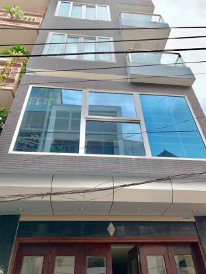 Lấp lánh kim cương giữa Hà Nội nhà Phạm Văn Đồng cực đẹp,hiện đại,lô góc 60m2x5T giá trị