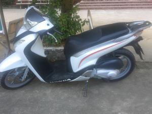 Xe SH 125i đời 2010 nhập khẩu Ý màu sơn trắng