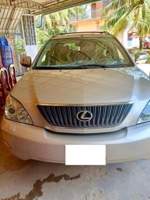Bán gấp xe Lexus Rx330 2004 màu vàng cát .Xe nhập Nhật