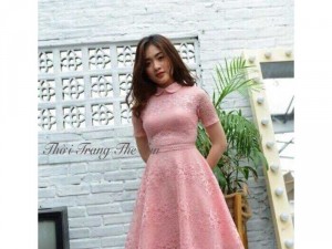 Đầm xoè ren