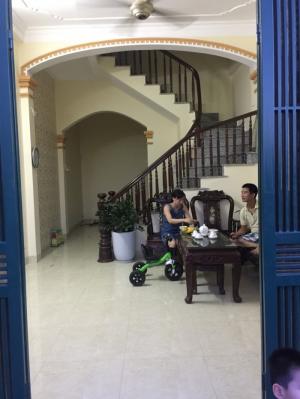 Nhà Hữu Lê,Thanh Trì 35m2, 4 tầng, Full nội thất, ngõ rộng.