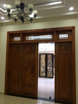 Bán nhà một trệt 3 lầu trung tâm q Thủ Đức, tuyến đường Hoàng Diệu 2.