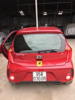 Bán Kia Morning SI 1.25MT màu đỏ số sàn sản xuất 2017 biển tỉnh lăn bánh 27000km