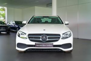 Bán Mercedes-Benz E250 2017 Trắng Cũ, 30km, Giá Tốt Chính Hãng