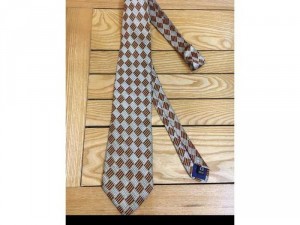 Cravat Valentino Rudy, Italy bản to, caro chéo