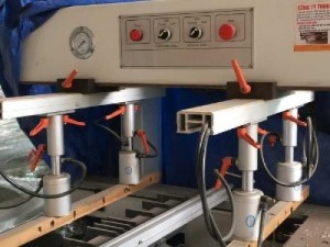 Bán bụi nhựa PET và máy khoan gỗ tự động