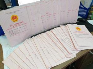 Mua nhà nhận sổ hồng ngay trong tháng